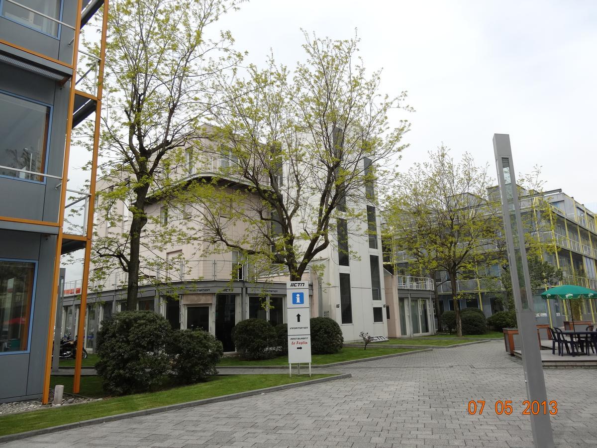 Les Chambres Du Ctn Plan-les-Ouattes Buitenkant foto