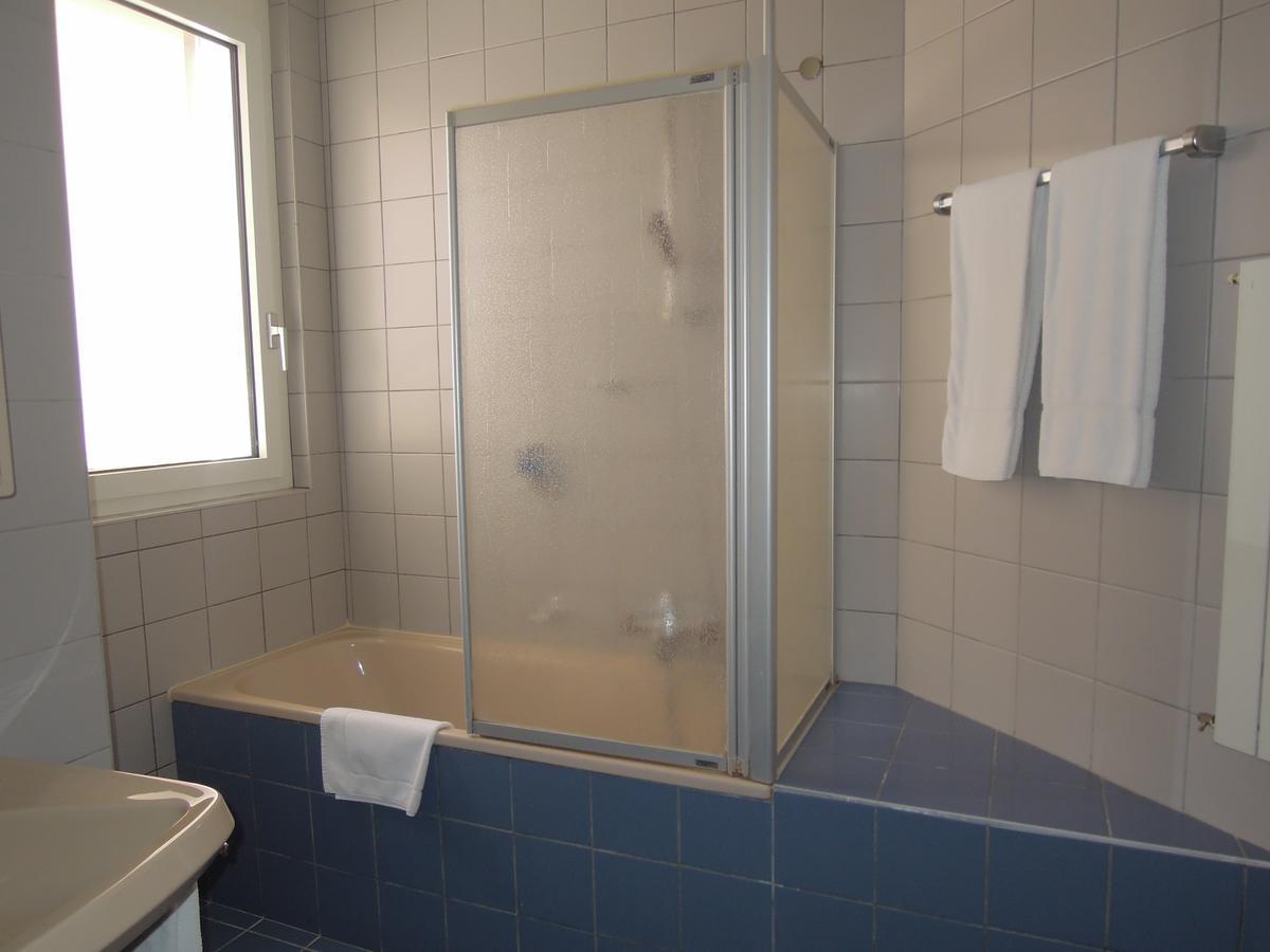 Les Chambres Du Ctn Plan-les-Ouattes Buitenkant foto
